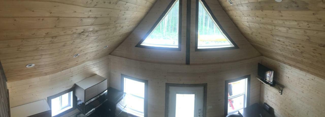 Cougar Mountain Cabin Rentals Valemount Exterior photo